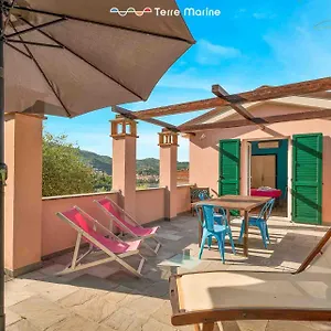  Gasthof A Casa Tua Room, Terre Marine